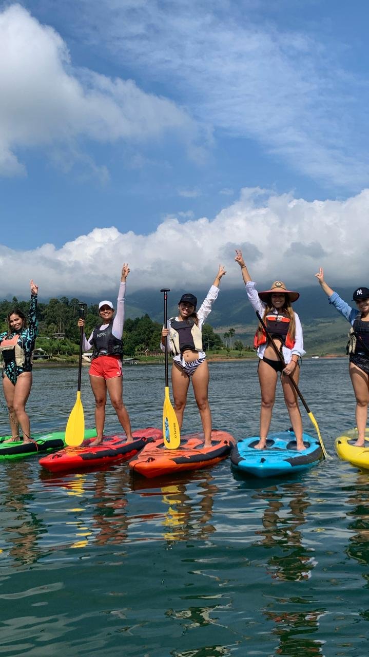 Paddleboard al amanecer